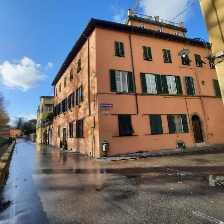 La Terrazza Fra Le Torri Apartment Lucca