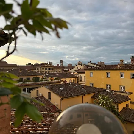 Apartment La Terrazza Fra Le Torri Lucca