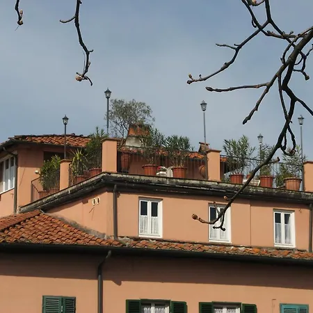 La Terrazza Fra Le Torri Apartment *